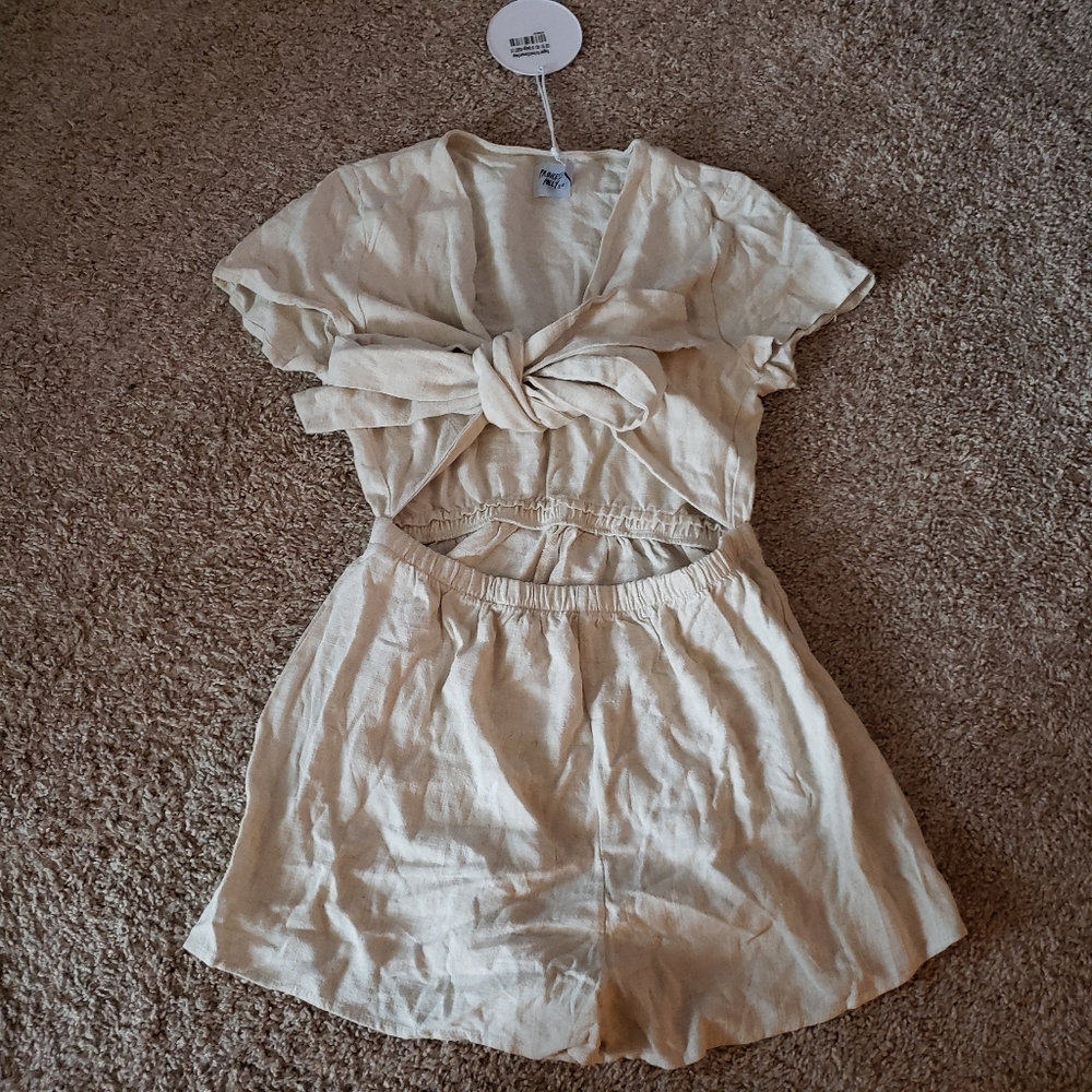 Princess Polly Romper - Picture 2 of 5